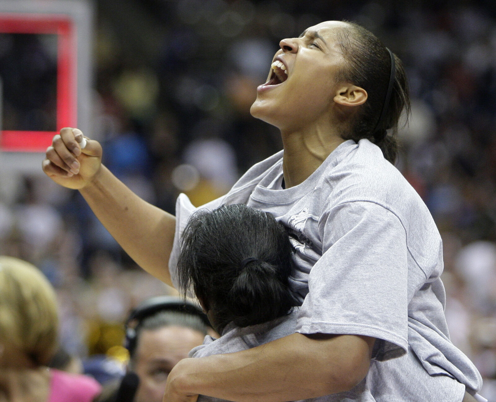 2010: Maya Moore scores 23 as UConn rallies to win seventh national title